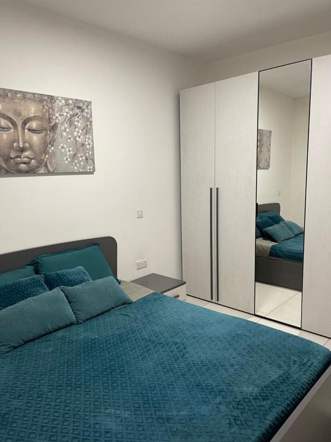 Zen Apt In The Heart Of Malta Ta Xbiex Luaran gambar